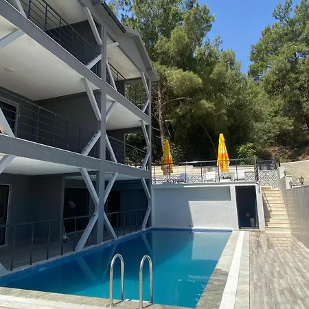 Auberge de jeunesse Mai